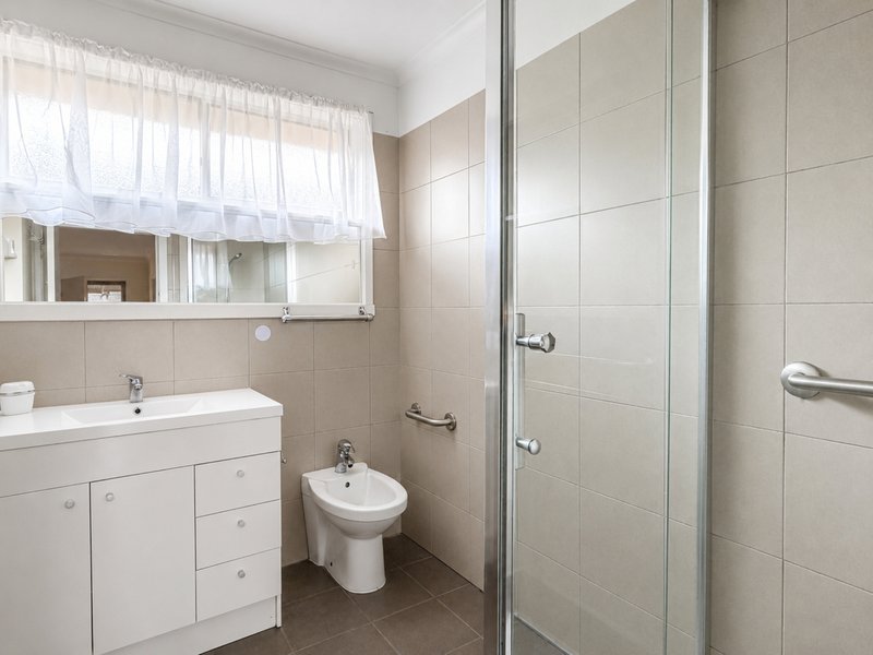 Photo - 120 Darebin Drive, Thomastown VIC 3074 - Image 7