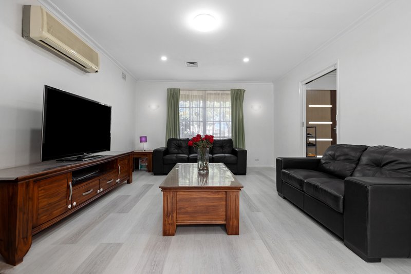 Photo - 120 Dorset Road, Boronia VIC 3155 - Image 3