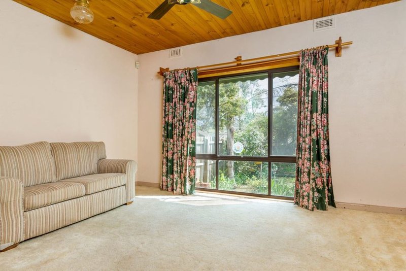 Photo - 1/20 Doysal Avenue, Ferntree Gully VIC 3156 - Image 6