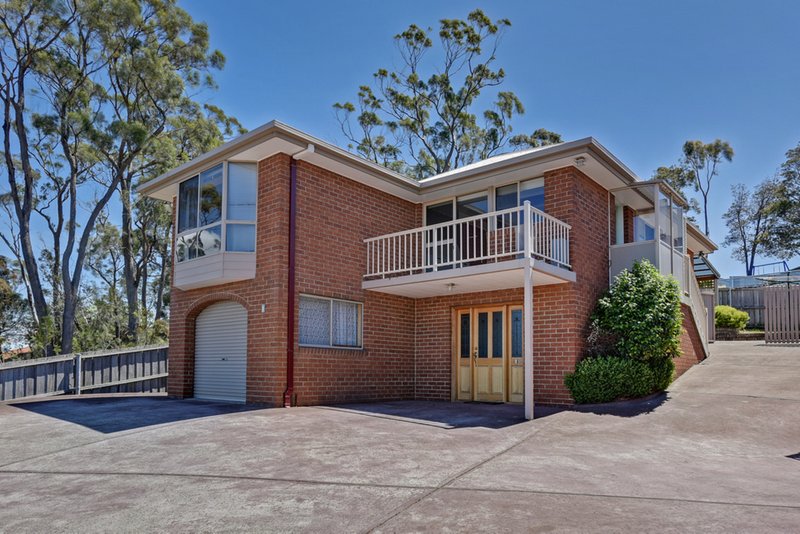 1/20 Excalibur Place, Lindisfarne TAS 7015