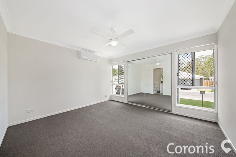 Photo - 1/20 Farmer Place, Park Ridge QLD 4125 - Image 8