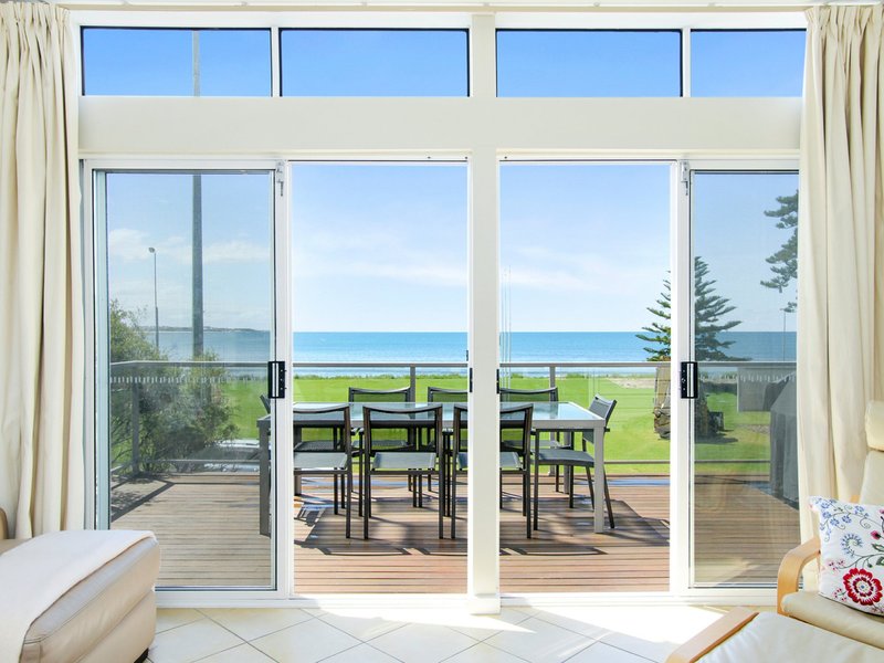 Photo - 1/20 Flinders Parade, Victor Harbor SA 5211 - Image