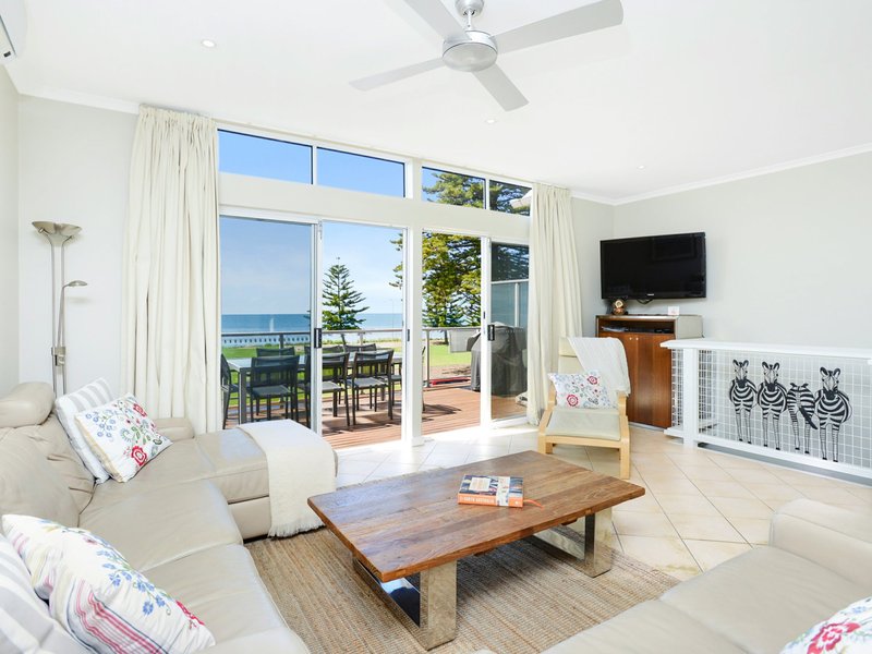 Photo - 1/20 Flinders Parade, Victor Harbor SA 5211 - Image 9