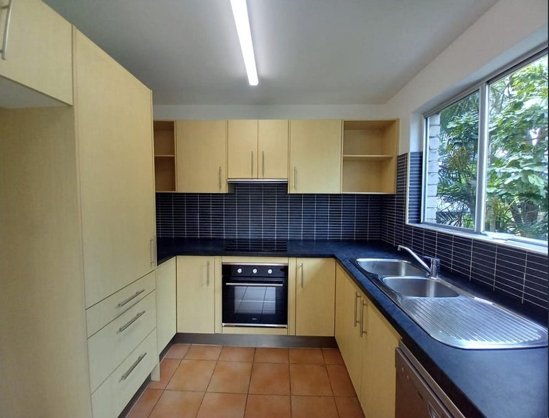 Photo - 1/20 Franklin Street, Kelvin Grove QLD 4059 - Image 3