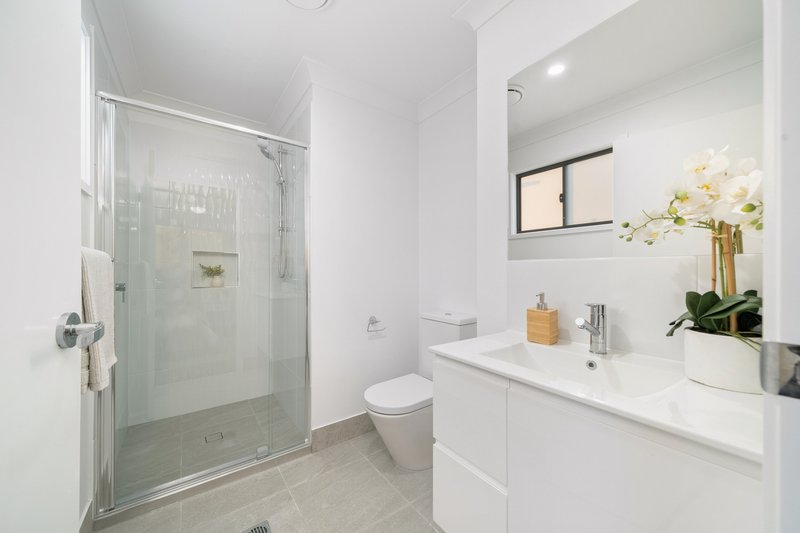 Photo - 120 Fraser Drive, Burpengary East QLD 4505 - Image 19