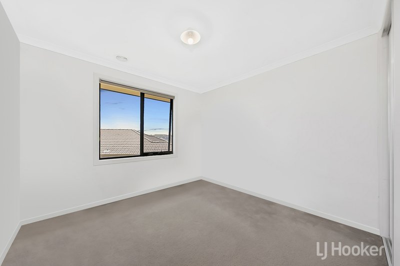 Photo - 120 Grevillea Street, Craigieburn VIC 3064 - Image 18