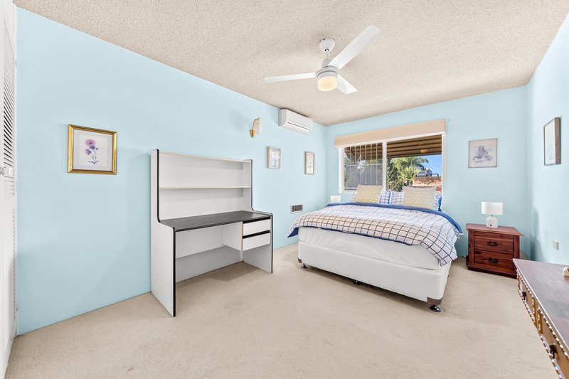 Photo - 1/20 Grove Street, Toowong QLD 4066 - Image 3