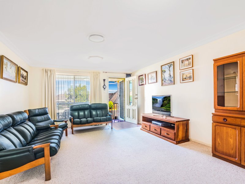 Photo - 1/20 Hay Street, Helensburgh NSW 2508 - Image 2