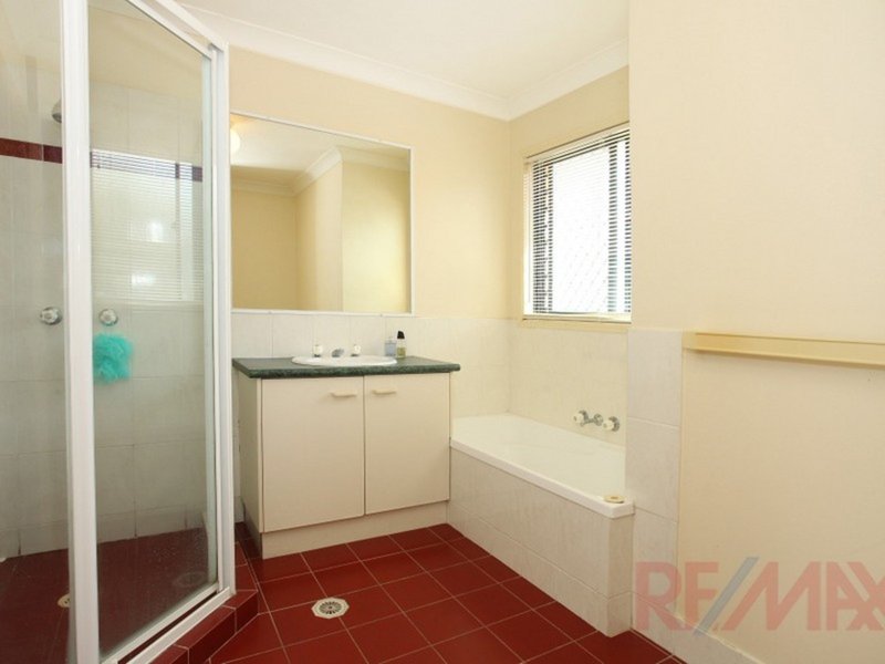 Photo - 120 Highfield Dr , Merrimac QLD 4226 - Image 14