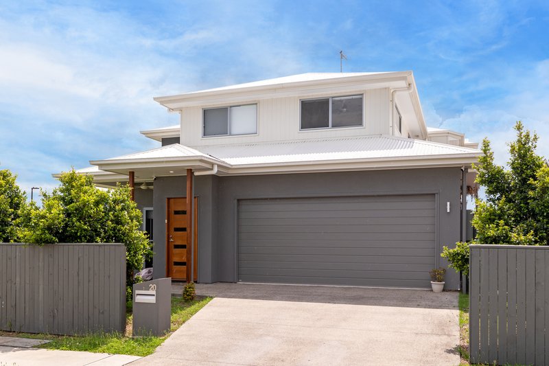 Photo - 1/20 Jeanine Crescent, Nirimba QLD 4551 - Image 3