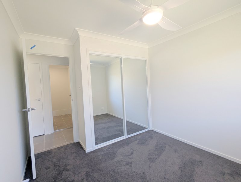 Photo - 1/20 Lakeside Circuit, Cessnock NSW 2325 - Image 6