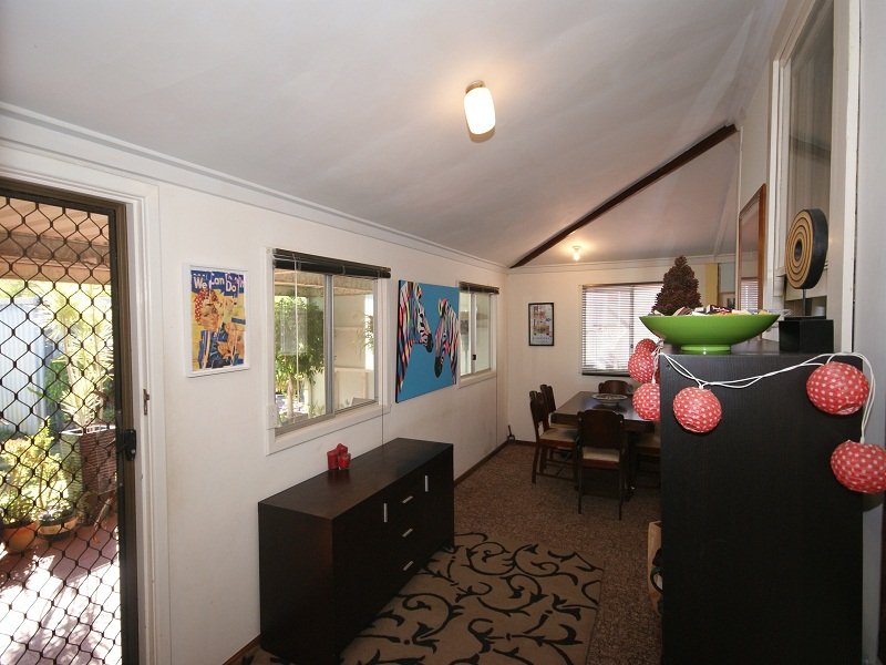 Photo - 120 Lewington Street, Rockingham WA 6168 - Image 13