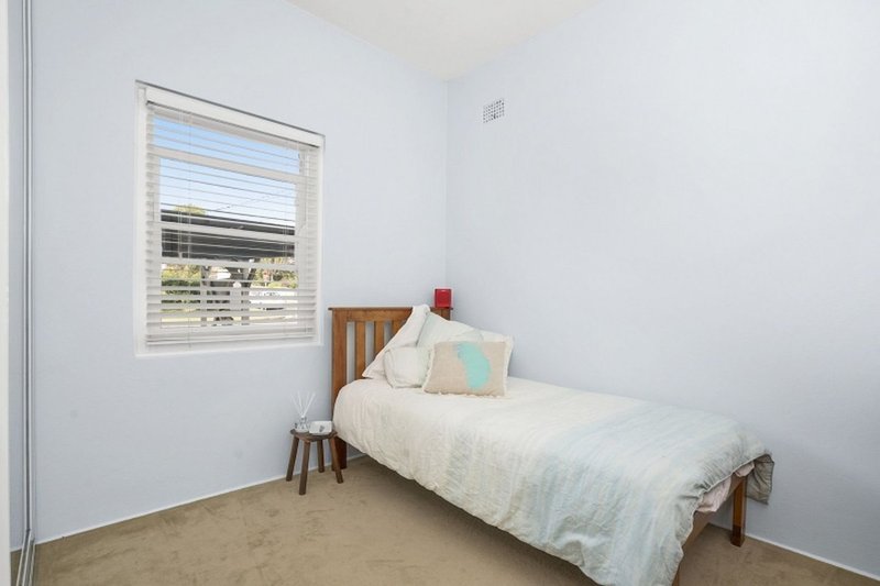 Photo - 1/20 Lisle Street, Narrabeen NSW 2101 - Image 6