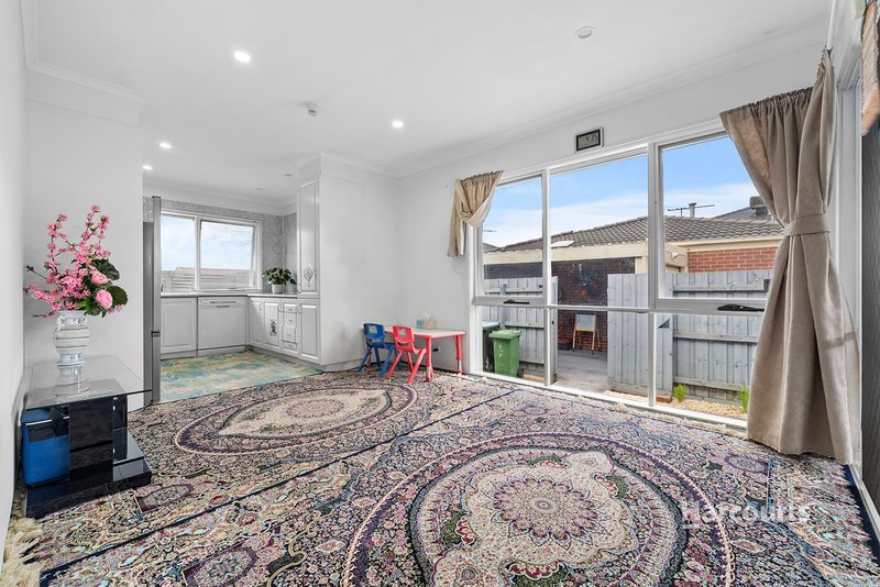 Photo - 1/20 Louis Street, Doveton VIC 3177 - Image 6