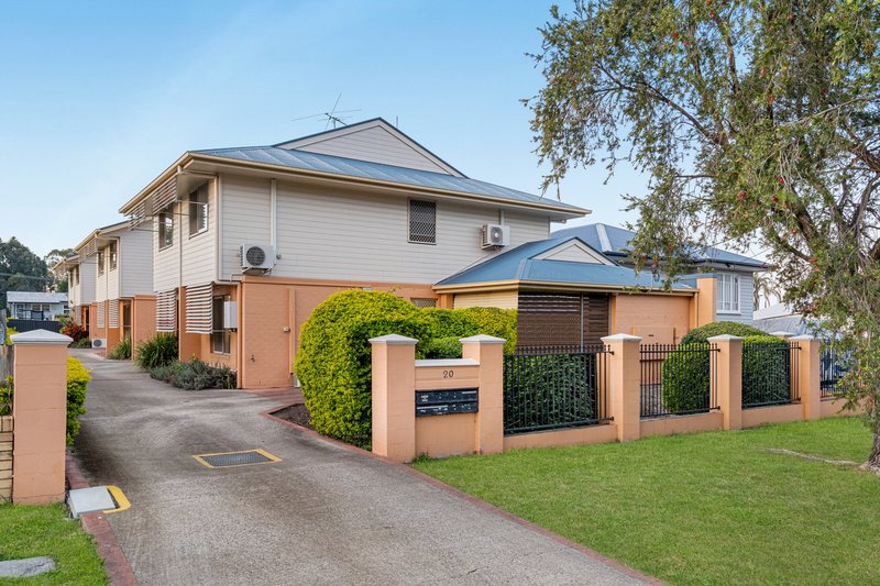 Photo - 1/20 Lowry Street, North Ipswich QLD 4305 - Image 1