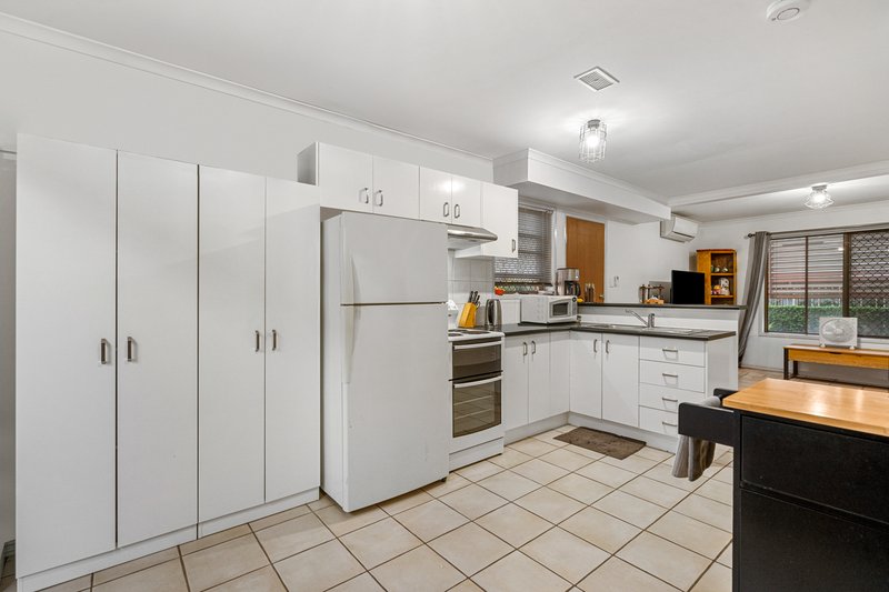Photo - 1/20 Lowry Street, North Ipswich QLD 4305 - Image 7