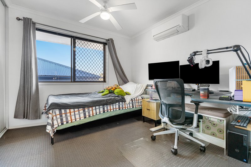 Photo - 1/20 Lowry Street, North Ipswich QLD 4305 - Image 12