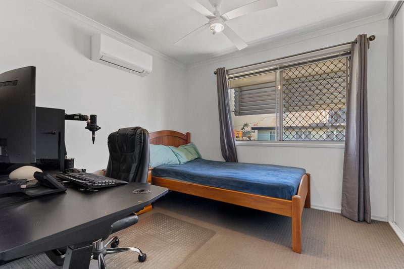 Photo - 1/20 Lowry Street, North Ipswich QLD 4305 - Image 13