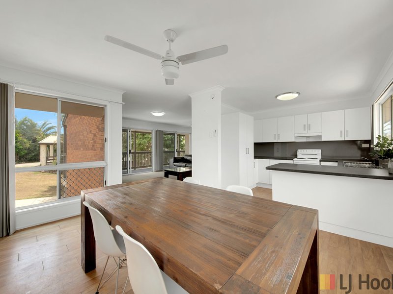 Photo - 120 Malpas Street, Boyne Island QLD 4680 - Image 3