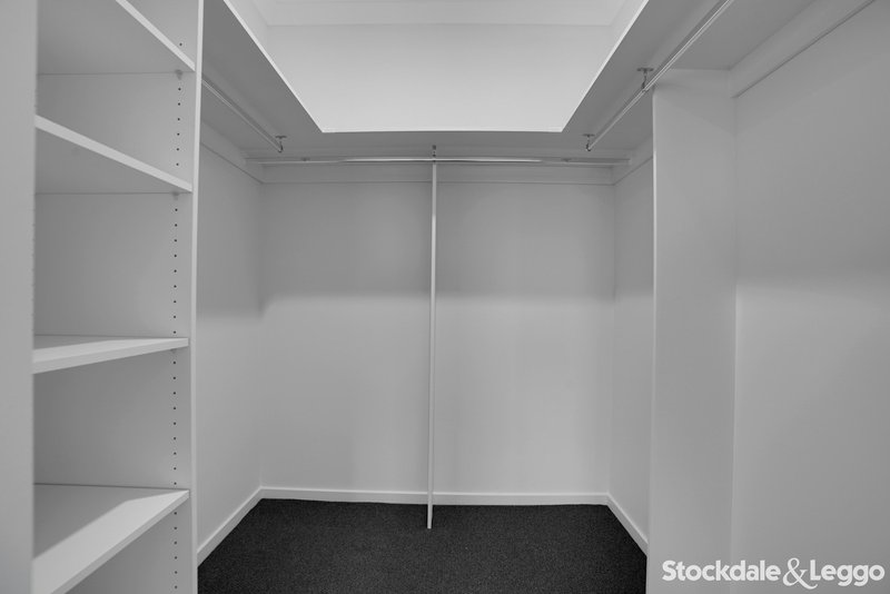 Photo - 120 Mauro Boulevard, Woodstock VIC 3751 - Image 10