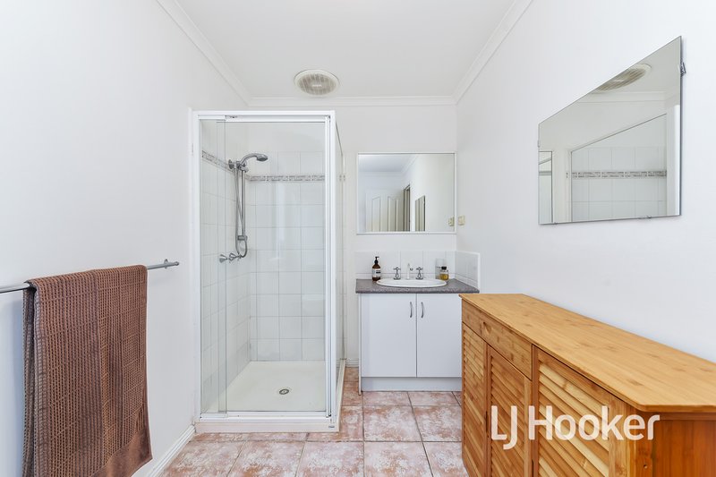 Photo - 120 Mcgregor Road, Pakenham VIC 3810 - Image 15