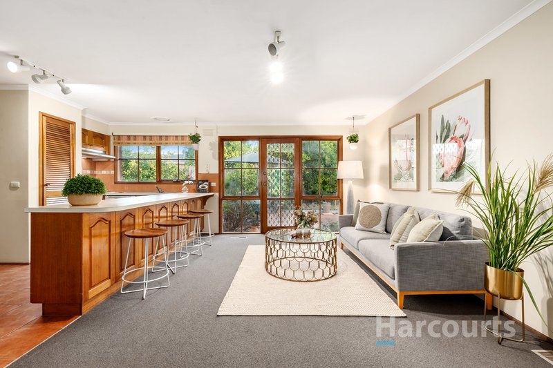 Photo - 120 Milpera Crescent, Wantirna VIC 3152 - Image 2