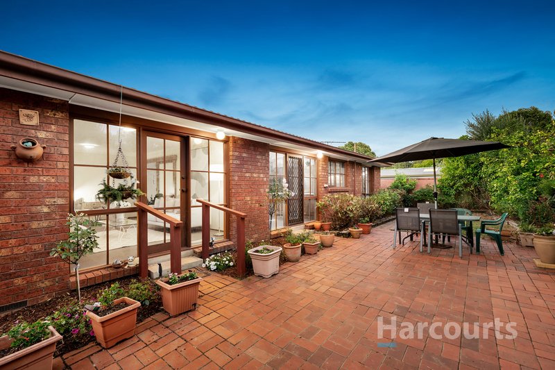 Photo - 120 Milpera Crescent, Wantirna VIC 3152 - Image 11