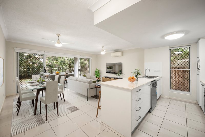 Photo - 1/20 Noble Street, Clayfield QLD 4011 - Image 4