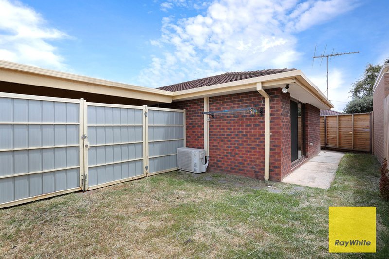 Photo - 1/20 Oriole Drive, Point Cook VIC 3030 - Image 10