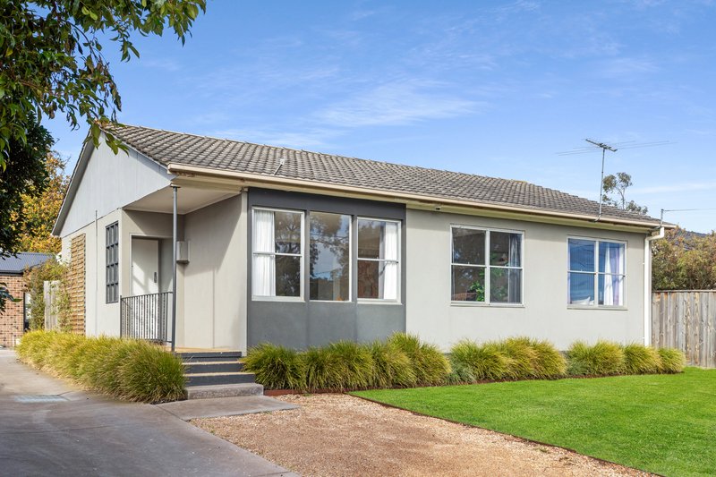 Photo - 1/20 Poplar Street, Frankston North VIC 3200 - Image 1
