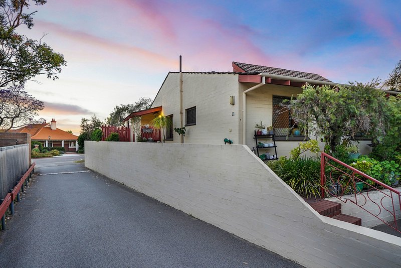 Photo - 1/20 Queens Crescent, Mount Lawley WA 6050 - Image 2