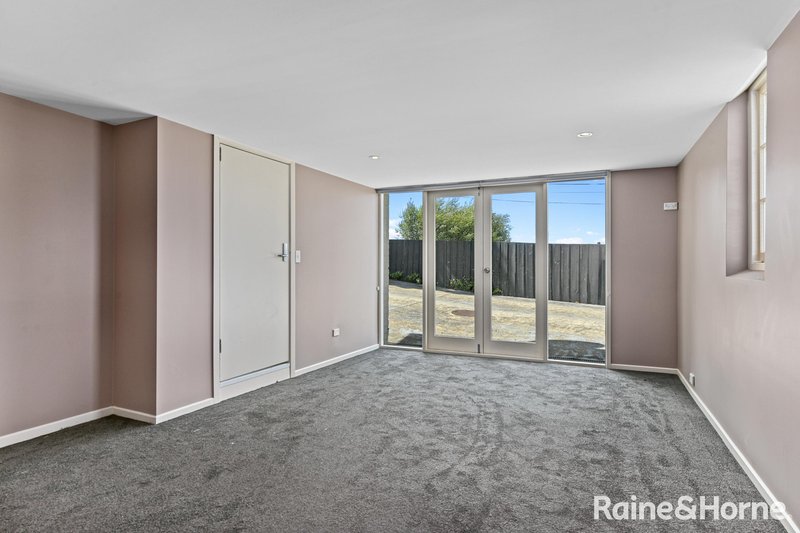 Photo - 1/20 Richardson Avenue, Dynnyrne TAS 7005 - Image 21