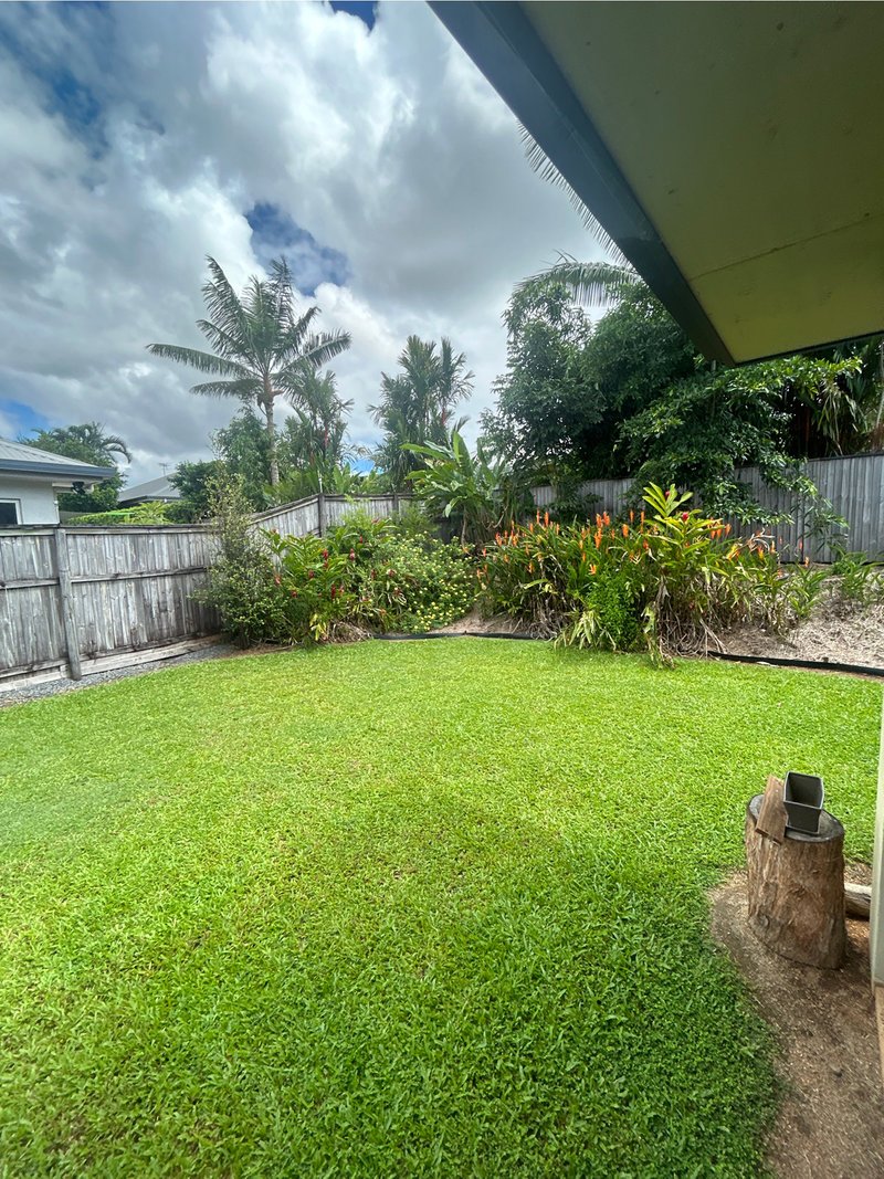 Photo - 120 Roberts Drive, Trinity Beach QLD 4879 - Image 9