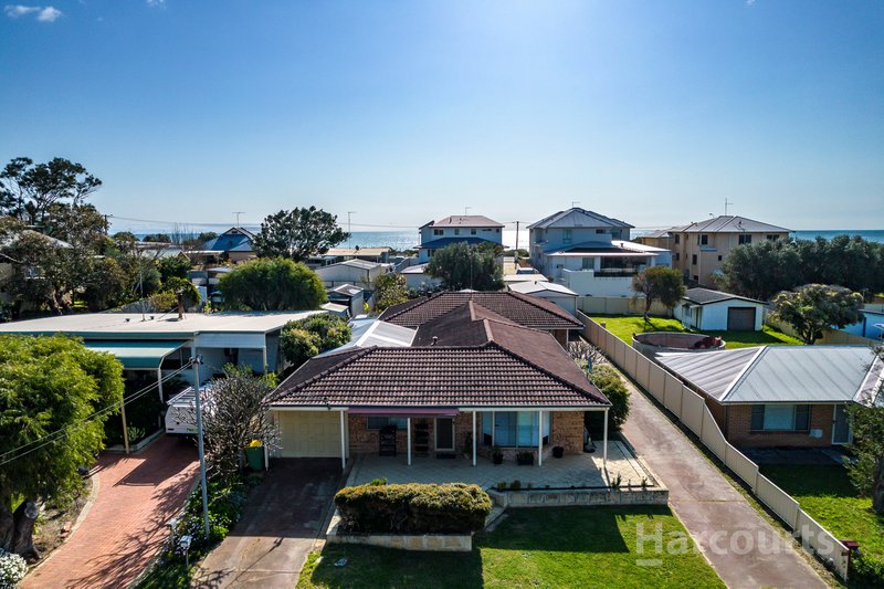 Photo - 1/20 Sharland Street, Halls Head WA 6210 - Image 4