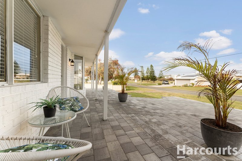 Photo - 1/20 Sharland Street, Halls Head WA 6210 - Image 5