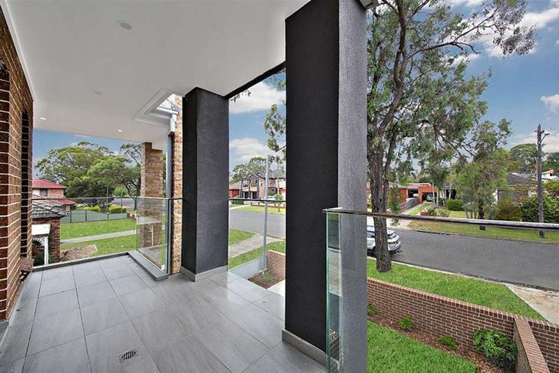 Photo - 1/20 Sherwood Street, Revesby NSW 2212 - Image 4