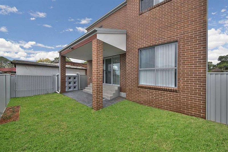 Photo - 1/20 Sherwood Street, Revesby NSW 2212 - Image 9