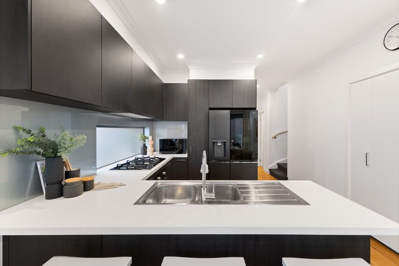 Photo - 1/20 Thompson Street, Clayton VIC 3168 - Image 3