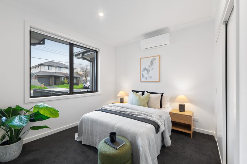 Photo - 1/20 Thompson Street, Clayton VIC 3168 - Image 4