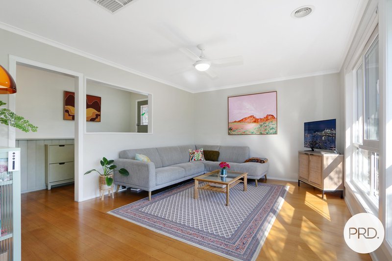 Photo - 120 Wigg Street, Wodonga VIC 3690 - Image 4