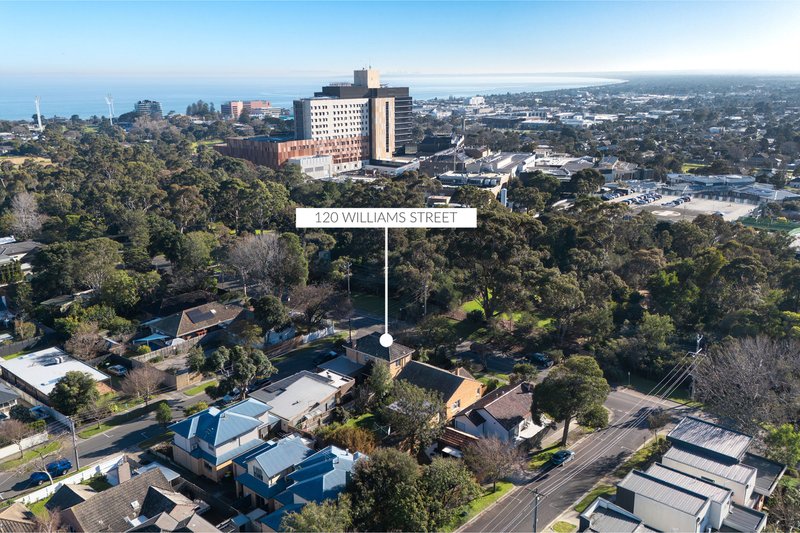 Photo - 120 Williams Street, Frankston VIC 3199 - Image 13