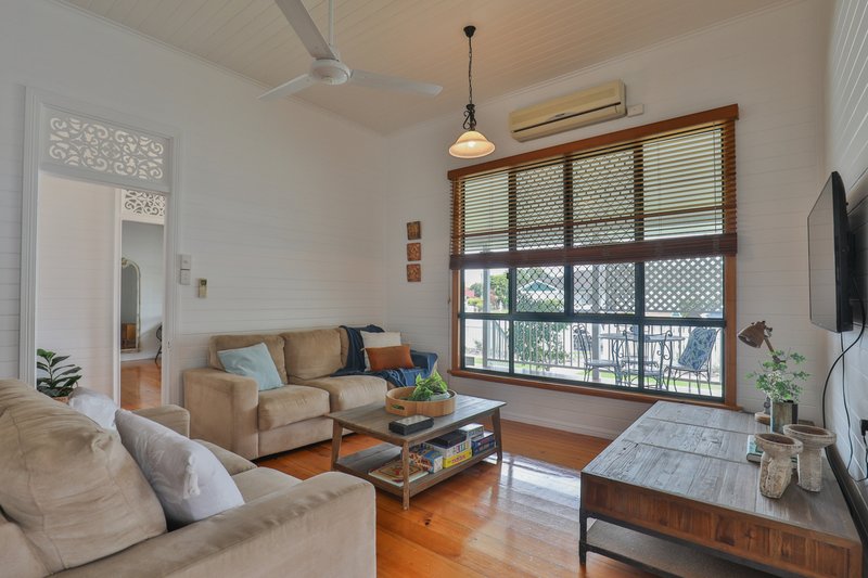 Photo - 120 Woondooma Street, Bundaberg West QLD 4670 - Image 9