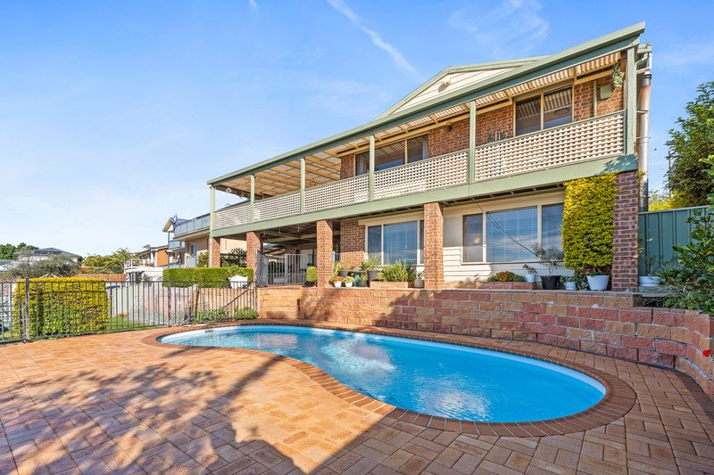 Photo - 120 Wyndarra Way, Koonawarra NSW 2530 - Image 1