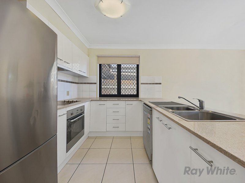 Photo - 1/20 Yaralla Street, Chermside QLD 4032 - Image 3