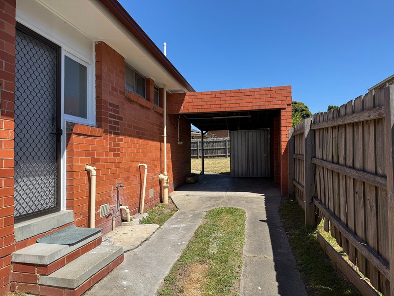 Photo - 1/200 Gladstone Road, Dandenong North VIC 3175 - Image 19