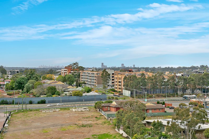 Photo - 1201/1 Boys Avenue, Blacktown NSW 2148 - Image 9