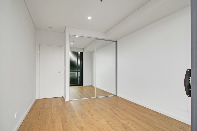 Photo - 1201/41 Crown Street, Wollongong NSW 2500 - Image 5