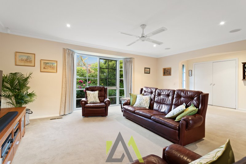 Photo - 1/202 Mount Eliza Way, Mount Eliza VIC 3930 - Image 4