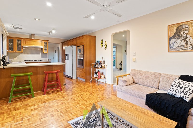 Photo - 1/202 Mount Eliza Way, Mount Eliza VIC 3930 - Image 8