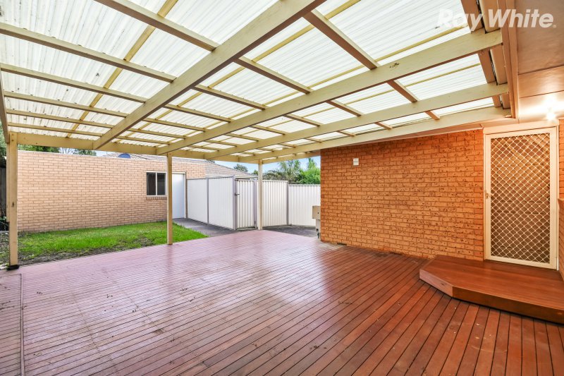 Photo - 1/202 Waradgery Drive, Rowville VIC 3178 - Image 6